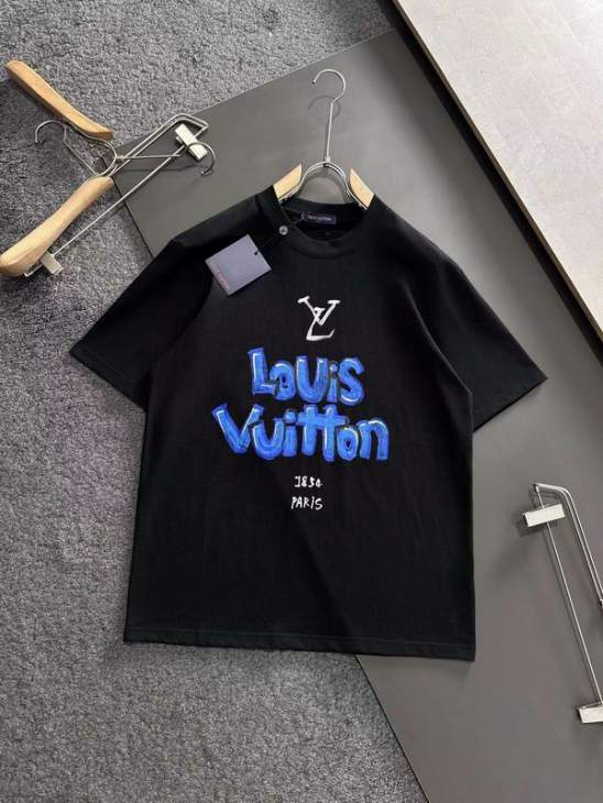 Picture of Louis Vuitton T Shirts Short _SKULVM-4XL11Lr1878317